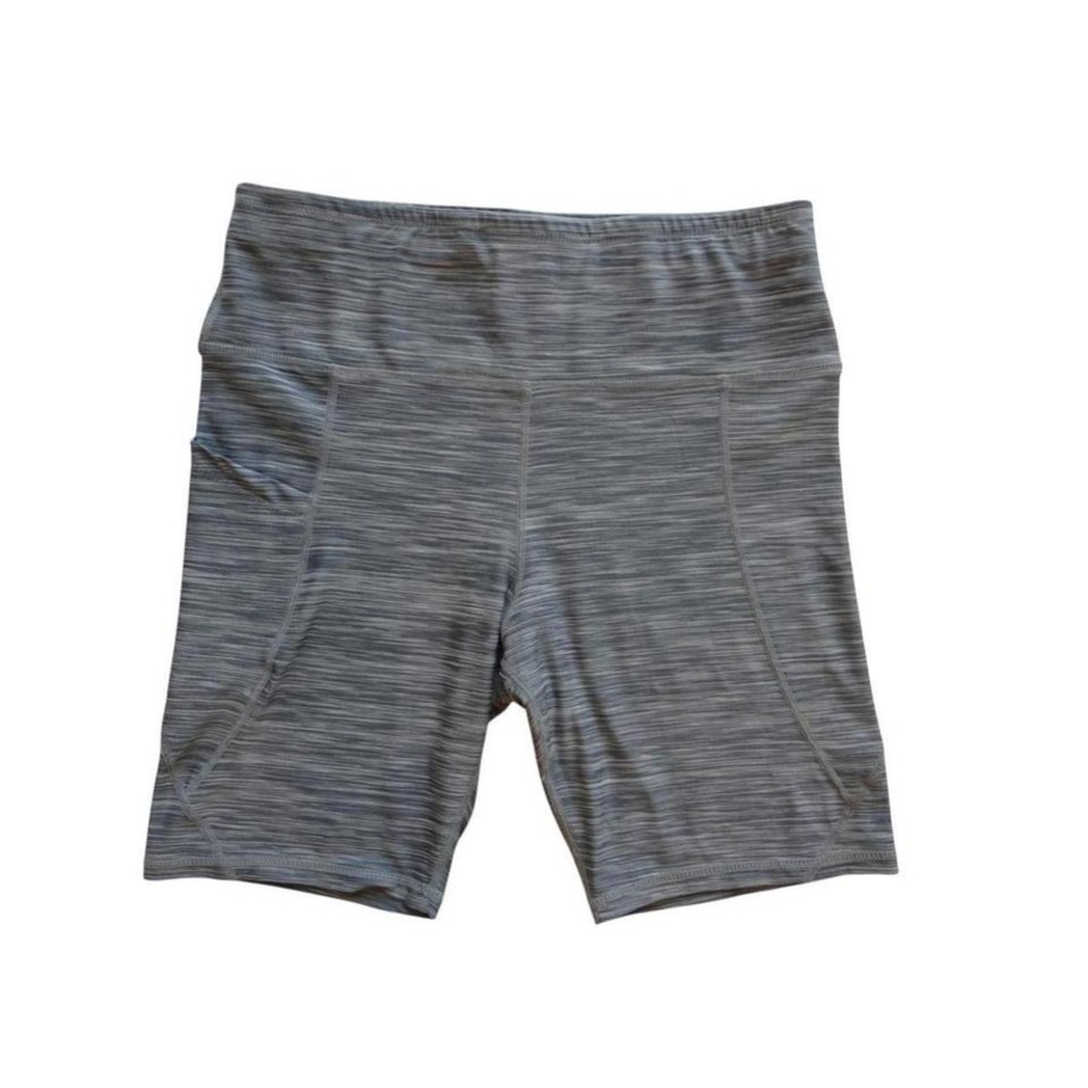 High-Performance Gray‎ Athletic Shorts